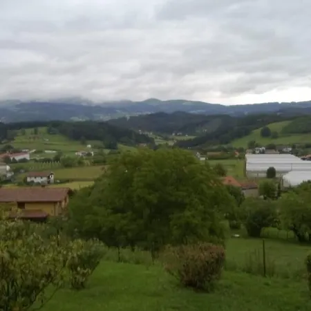 Large House In Gamiz-fica With Mountain View Fica