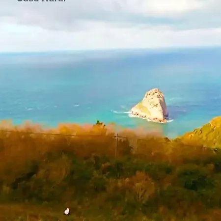 Сasa de vacaciones Large House In Gamiz-fica With Mountain View Fica