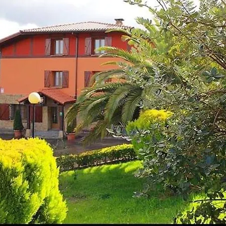 Hébergement de vacances Large House In Gamiz-fica With Mountain View