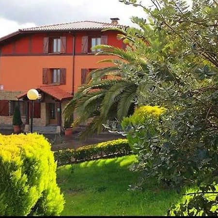 Large House In Gamiz-fica With Mountain View Ferienhaus Fica