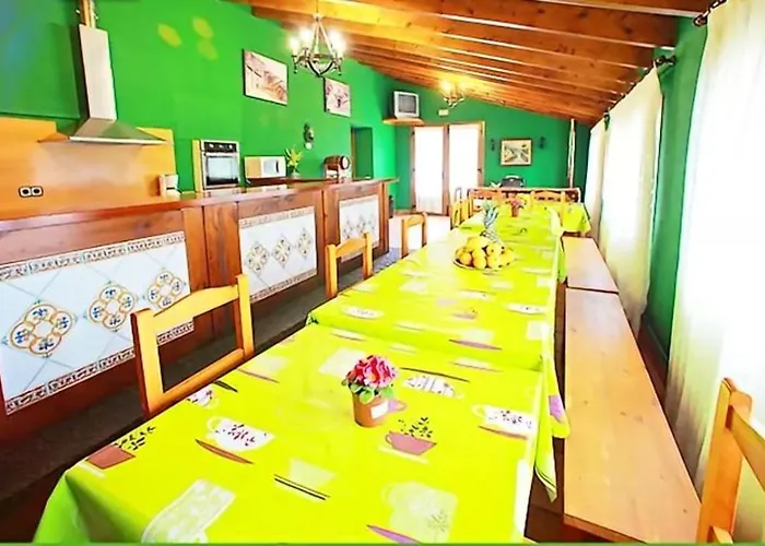 Large House In Gamiz-fica With Mountain View Tatil Evi *