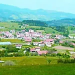 Prázdninový dům Large House In Gamiz-fica With Mountain View