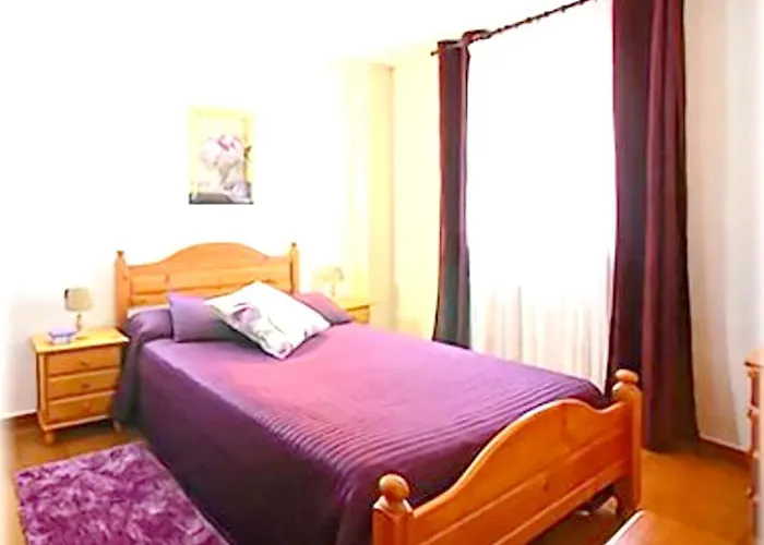 Large House In Gamiz-fica With Mountain View Vakantiehuis