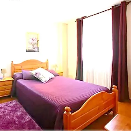 Large House In Gamiz-fica With Mountain View Vakantiehuis