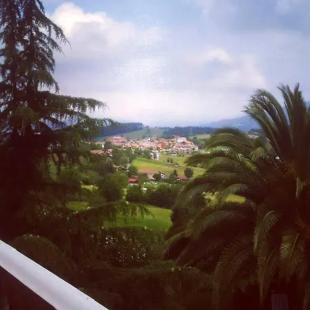 Large House In Gamiz-fica With Mountain View Fica