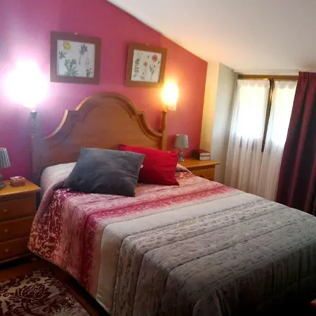 Large House In Gamiz-fica With Mountain View Vakantiehuis *